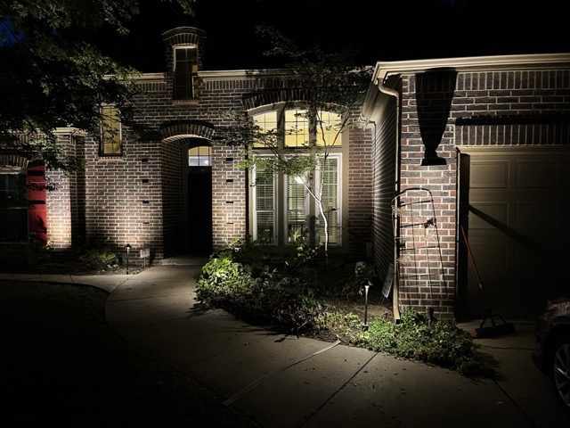 7 Reasons Kansas City Homeowners Love Landscape Lighting